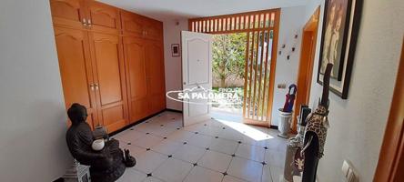 Chalet en venta en Blanes photo 0