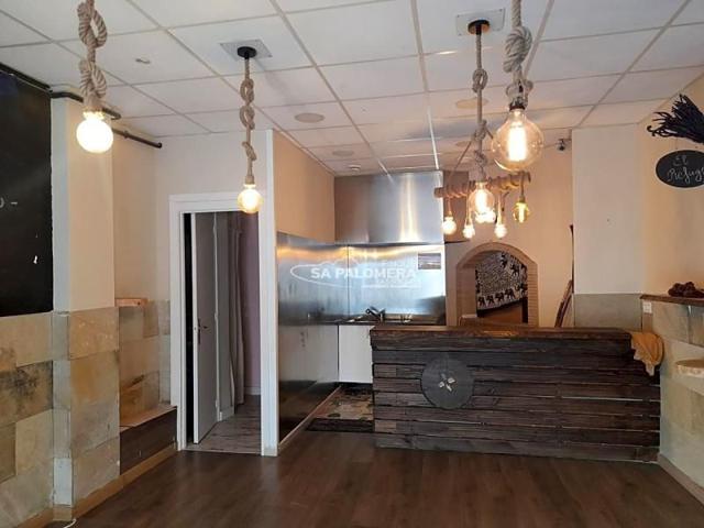 Local comercial en venta en Blanes photo 0