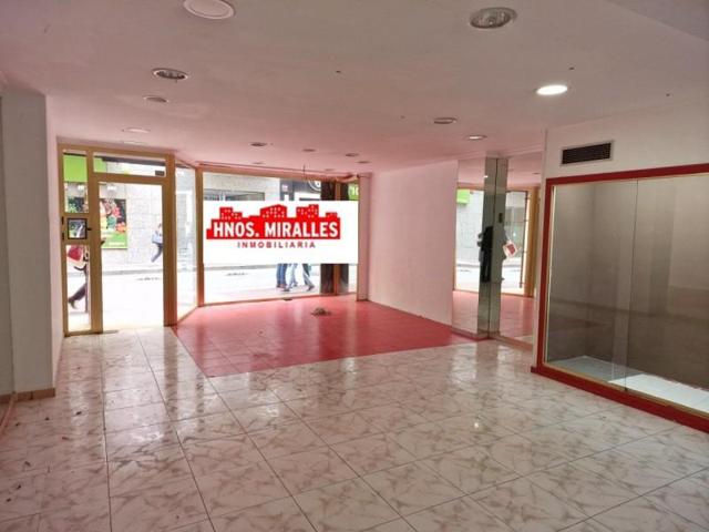 Local comercial en venta en Elche, Corazon de Jesus photo 0