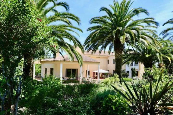 Chalet en venta en Sotogrande, Sotogrande - Costa photo 0