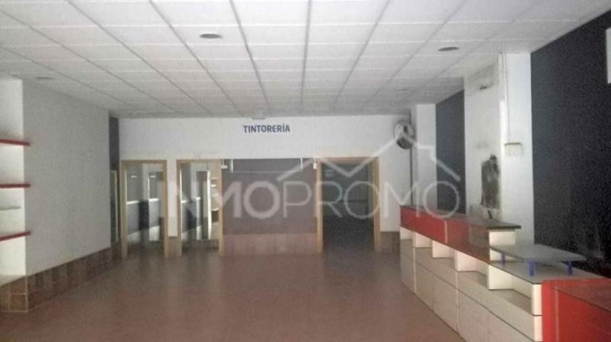 Local comercial en venta en Bétera, Carrer la Bàscula, 46117 photo 0