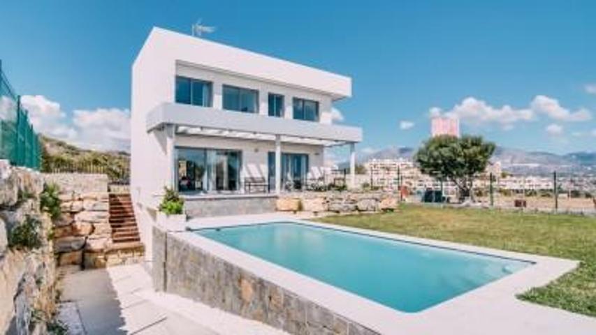 Casa en venta en Mijas Costa photo 0