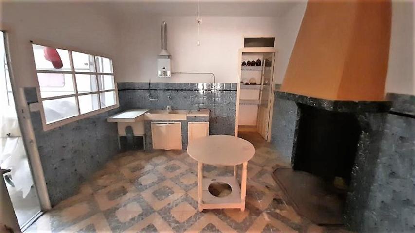 Casa en venta en La Roda, Ayuntamiento photo 0