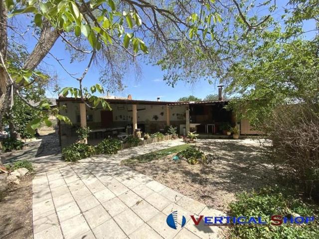 Chalet en venta en Caudete, San Vicente photo 0