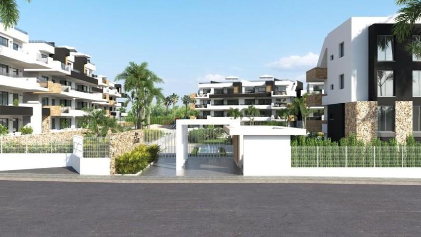 Apartamento en venta en Orihuela Costa, Playa Flamenca photo 0