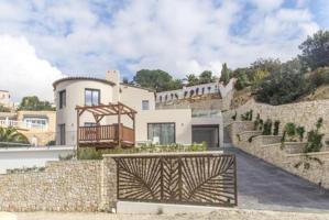 Chalet en venta en Benitachell, Encinas photo 0