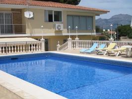 Chalet en venta en Albir photo 0