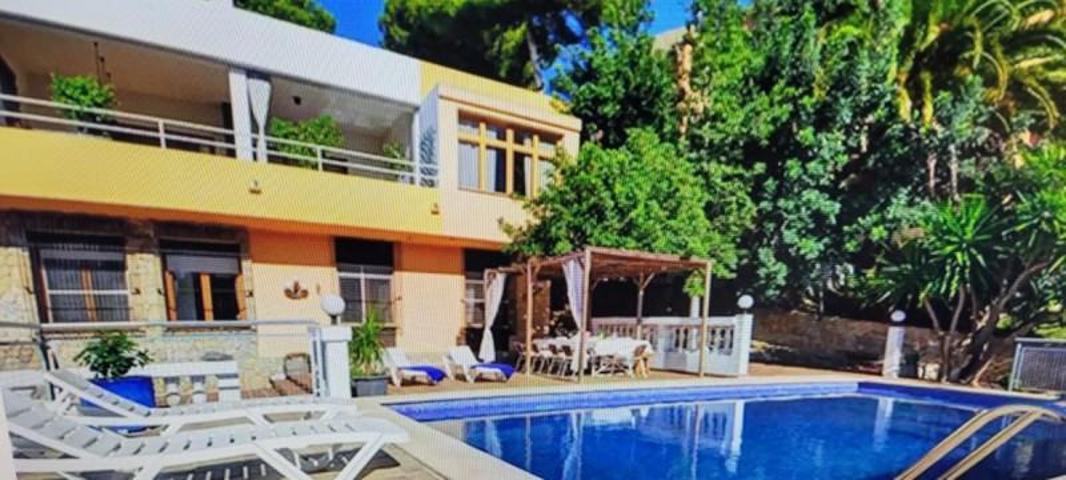 Chalet en venta en Santa Ponsa, Santa Ponca photo 0