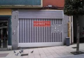 Local comercial en venta en Oviedo, Oviedo photo 0