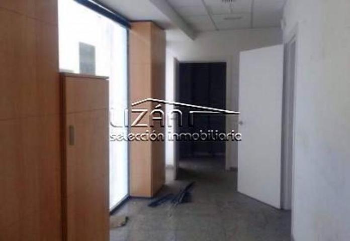 Oficina en venta en Avilés, Avilés photo 0