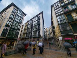 Piso en venta en Bilbao, Casco Viejo photo 0
