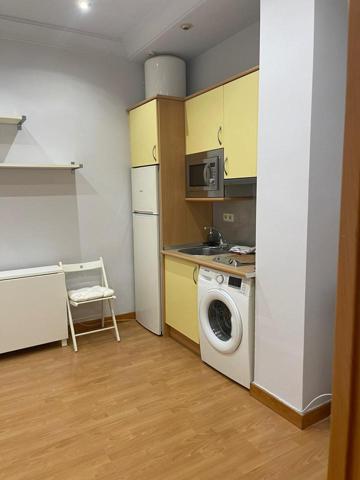 Piso en venta en Madrid, Tetuán, Valdeacederas photo 0