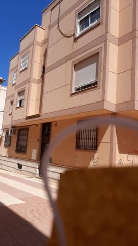Apartamento en venta en Almería, 500 viviendas photo 0