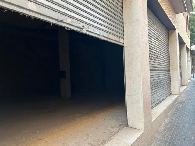 Local comercial en alquiler en Reus photo 0