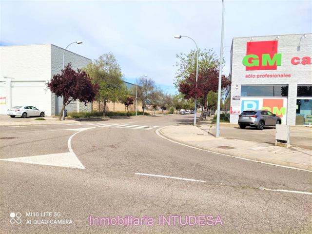 Terreno en venta en Tudela, Calle Canal Imperial de Aragón, 31500 photo 0