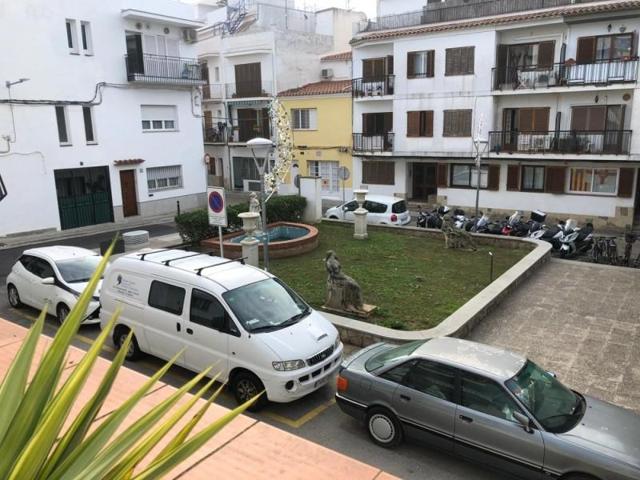 Planta baja en venta en Sitges, Els Molins-Hospital photo 0