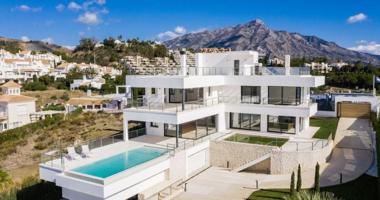 Chalet en venta en Marbella, Costa del Sol Occidental-Área de Marbella photo 0