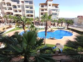 Apartamento en venta en Guardamar del Segura, Marjal beach photo 0