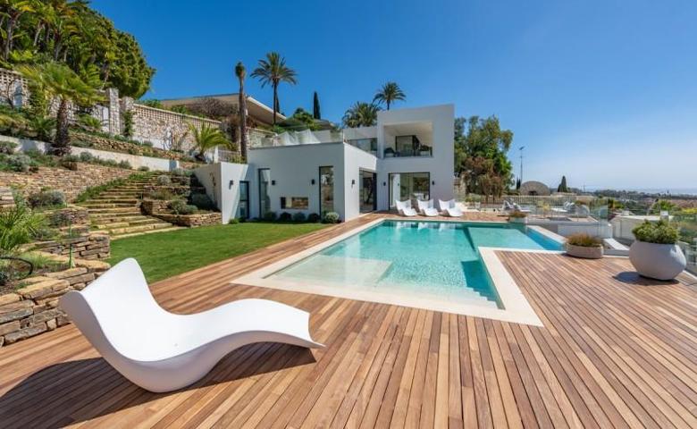 Chalet en venta en Marbella, Marbella Golden Mile photo 0