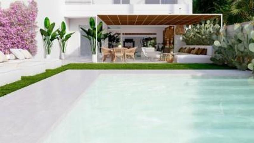 Apartamento en venta en Marbella, Nueva Andalucia - La Campana photo 0