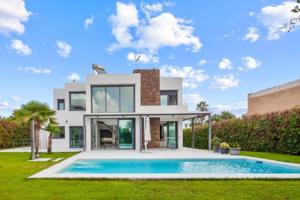 Chalet en venta en Bétera, Urb. Torre en Conill photo 0