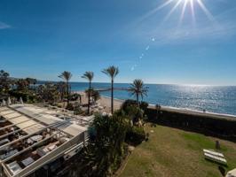 Apartamento en venta en Marbella, Nueva Andalucia photo 0