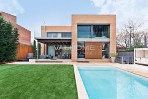 Casa en venta en Sant Cugat del Vallès, Arxius photo 0