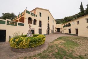 Casa con terreno en venta en Sant Celoni, Vallès Oriental photo 0