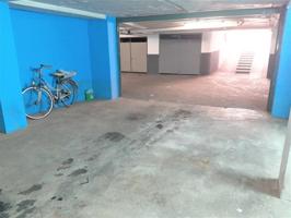 Garaje en venta en Alzira, Parc pere crespí photo 0