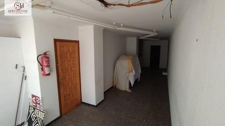 Local comercial en venta en El Vendrell, Barri de frança photo 0