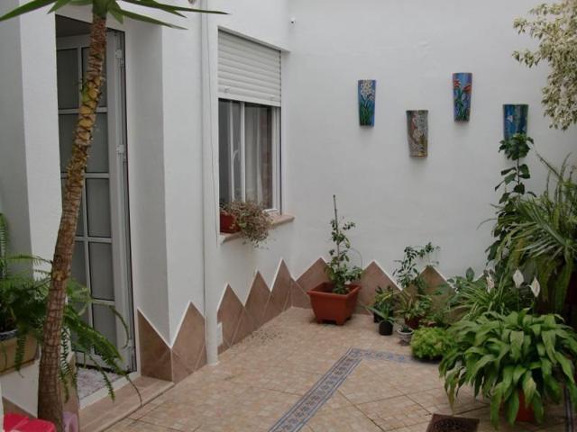 Casa en venta en Lepe, Centro photo 0