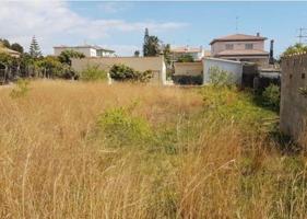 Terreno en venta en Roda de Barà, Bara mar photo 0