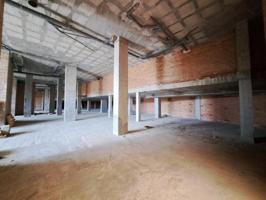 Local comercial en venta en Alzira, Sagrada familia photo 0