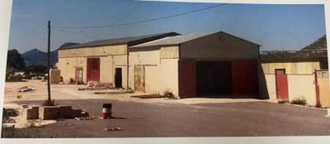 Nave industrial en venta en Novelda, Partida fuente la reina photo 0