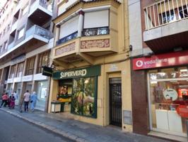 Casa en venta en El Vendrell, Centro photo 0