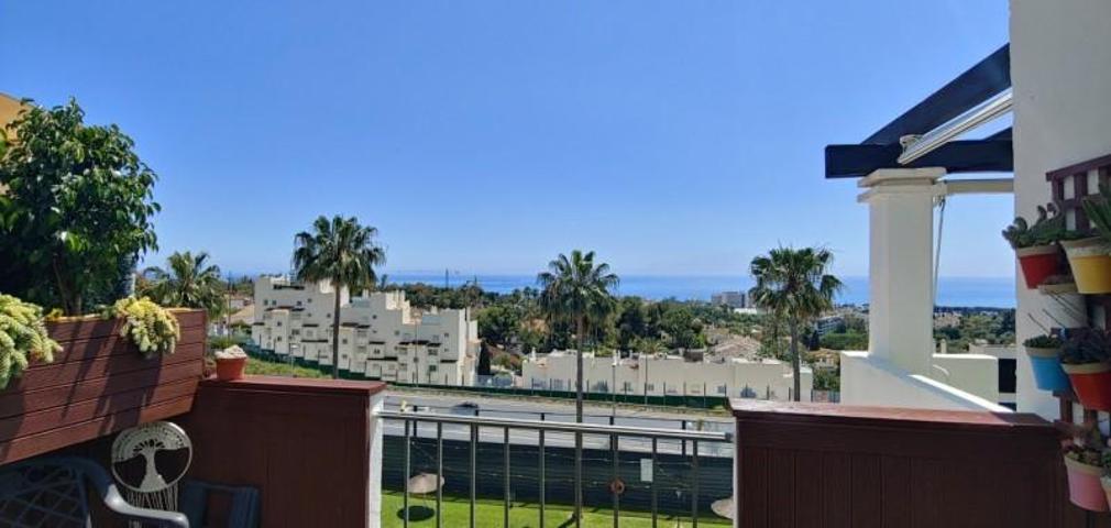 Atico Duplex en venta en Marbella, Guadalmina photo 0
