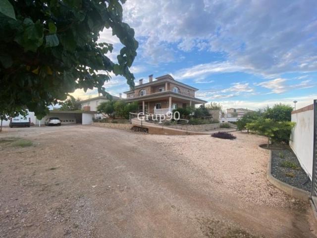 Chalet en venta en Santa Bárbara, Institut photo 0