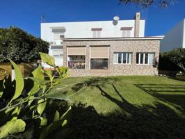 Chalet en venta en Espartinas, Espartinas photo 0