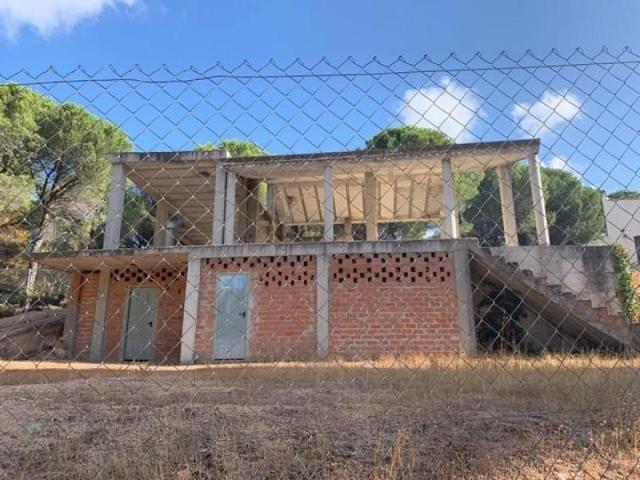 Casa con terreno en venta en Córdoba, Trassierra photo 0