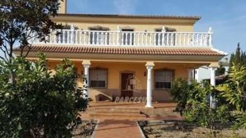 Casa con terreno en venta en Córdoba, Las Quemadas photo 0