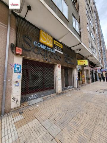 Local comercial en venta en Burgos, Gamonal photo 0