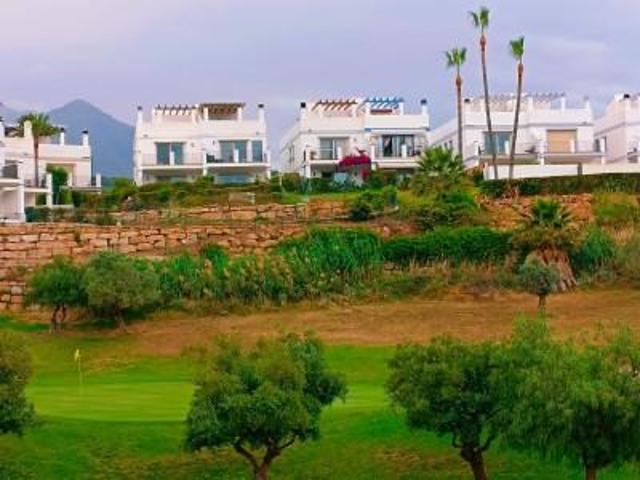 Adosada en venta en Estepona, Costa del Sol Occidental - Área de Estepona photo 0