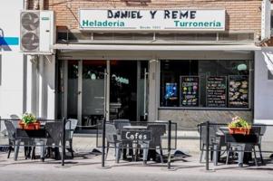 Local comercial en venta en Elda, Avd. Olimpiadas photo 0