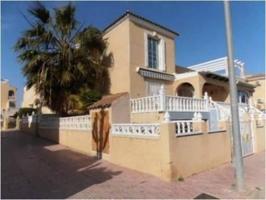 Chalet en venta en Orihuela Costa, La Zenia photo 0