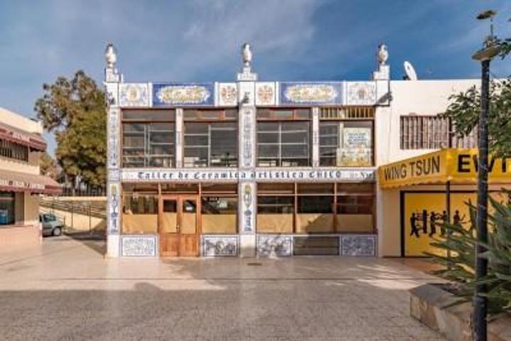 Local comercial en venta en San Bartolomé de Tirajana, Playa del Inglés photo 0