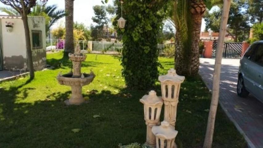 Chalet en venta en Novelda, SERRETA photo 0