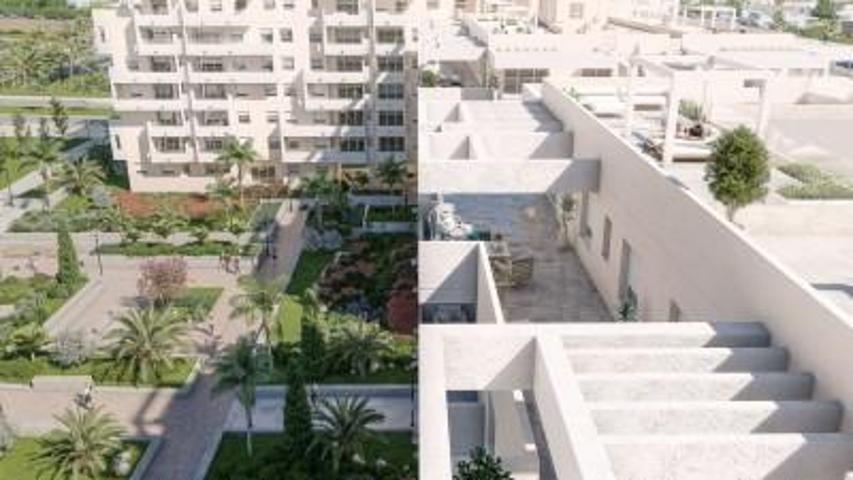 Apartamento en venta en Marbella, Nueva Andalucia - La Campana photo 0