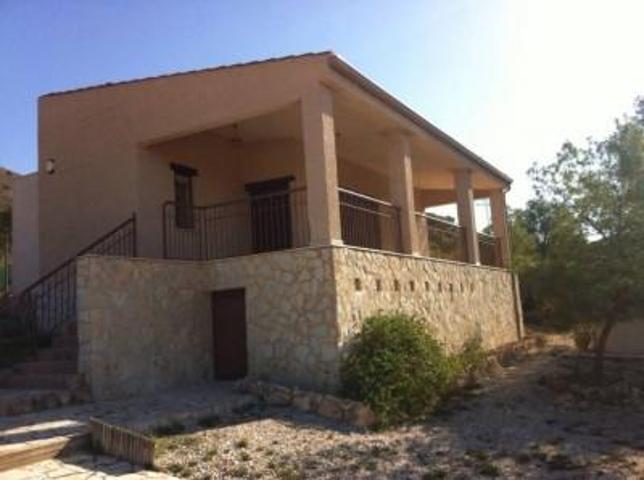 Casa con terreno en venta en Elda, Campo photo 0