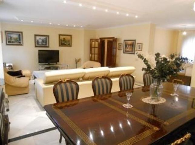 Atico Duplex en venta en Fuengirola, La Feria photo 0