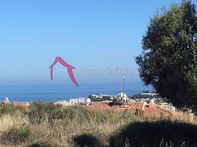 Casa con terreno en venta en Mijas, La Cala de Mijas photo 0